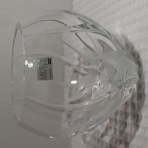 Mikasa Flame D'Amore Crystal Vase NWOB